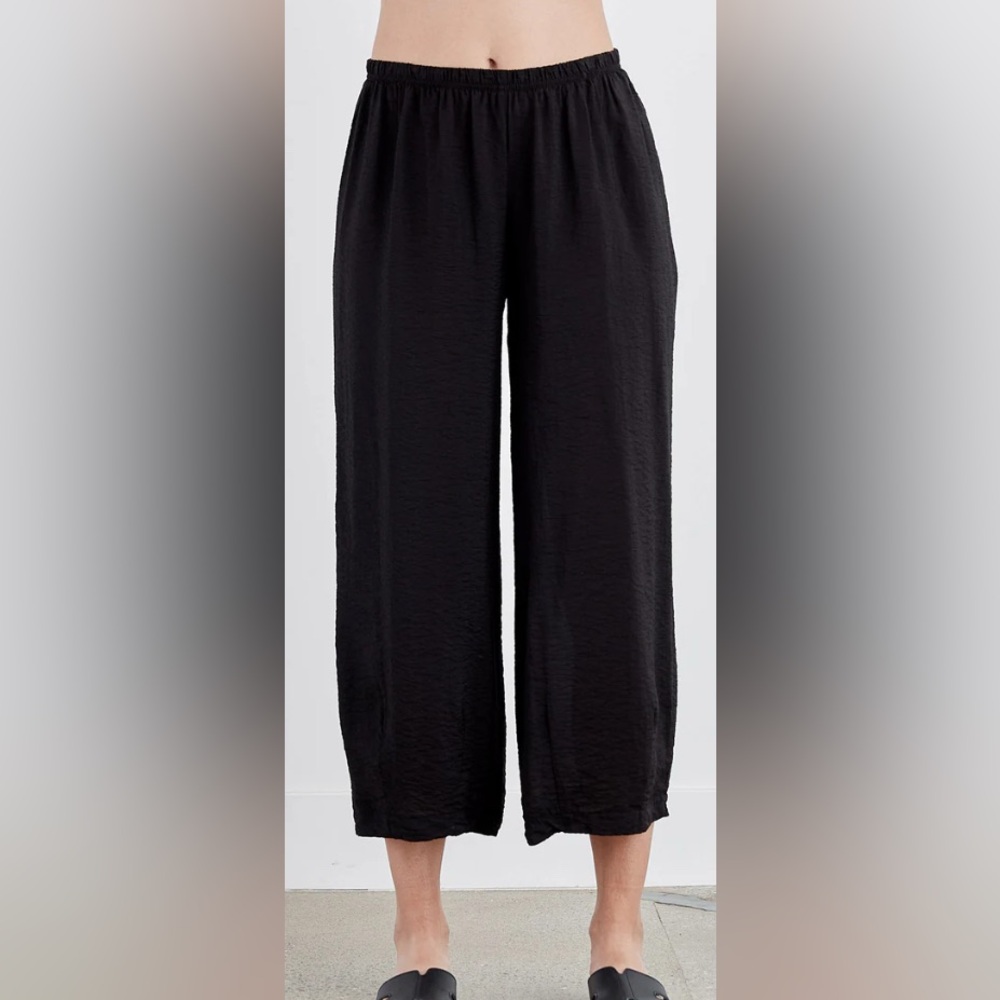 Cut Loose Black Lantern Pant